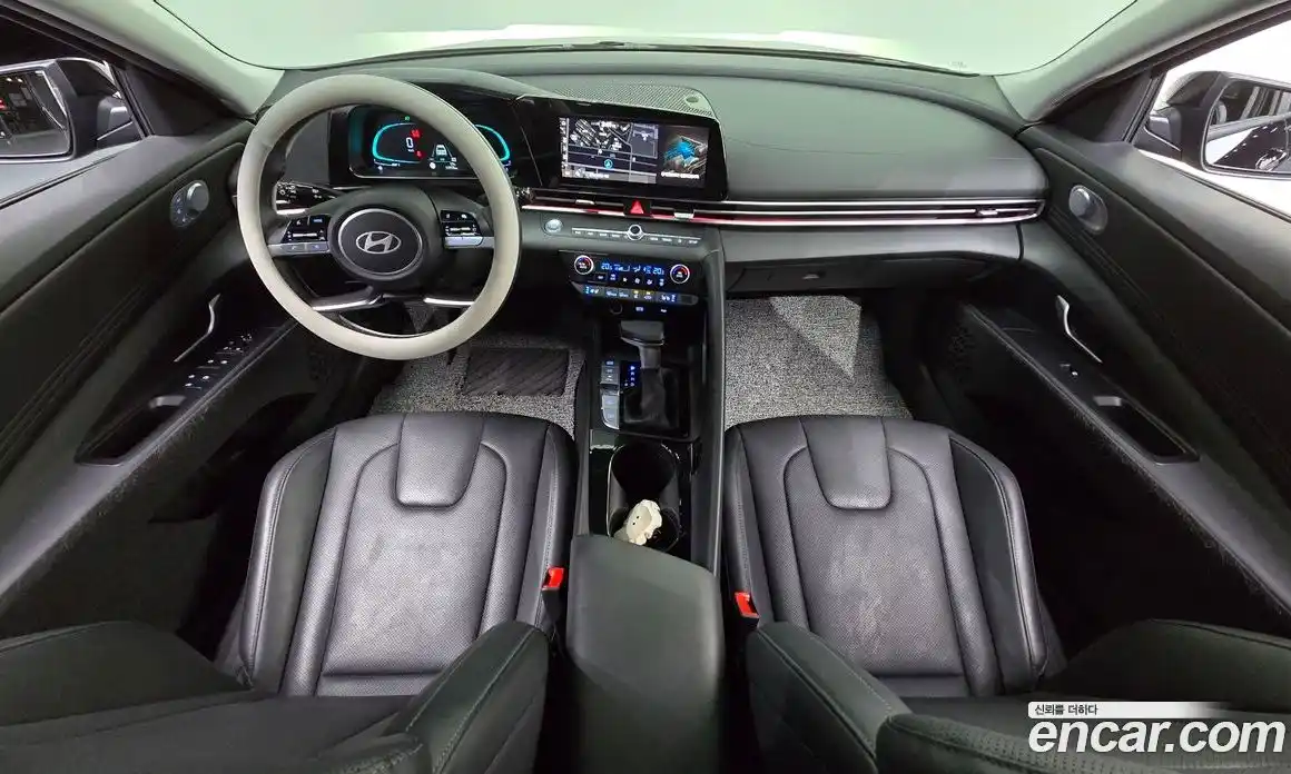 Hyundai Avante 2025 1.6 гидро в Москве № 1903425, фото 9