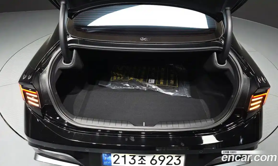 Hyundai Sonata 2023 1.6 гидро в Москве № 1903643, фото 26