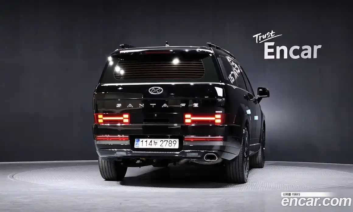 Hyundai Santa Fe 2023 2.5 гидро в Москве № 1903976, фото 4
