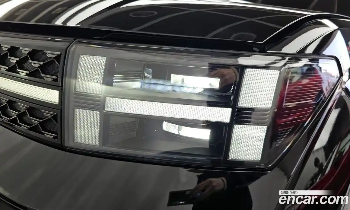Hyundai Santa Fe 2023 2.5 гидро в Москве № 1903976, фото 8