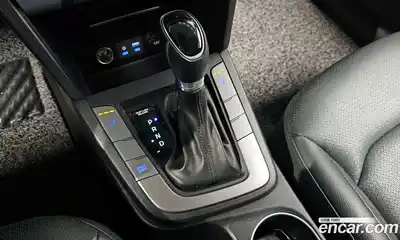 Hyundai Avante 2018 1.6 гидро в Москве № 1903998, миниатюра 12