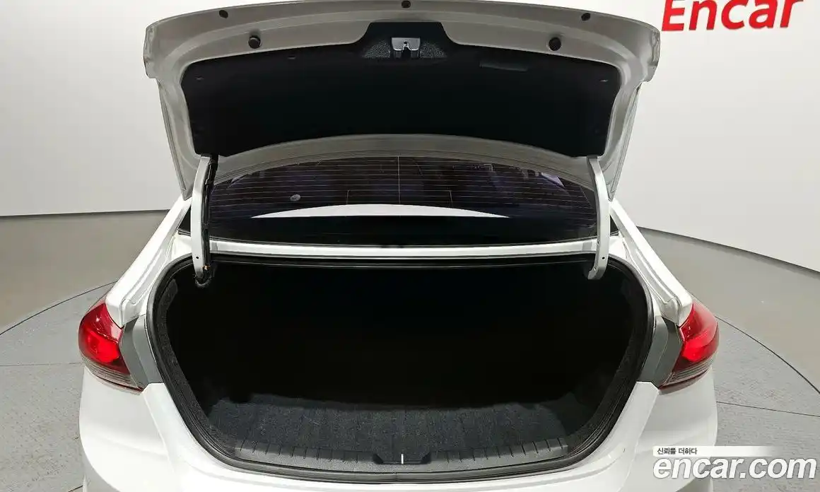 Hyundai Avante 2018 1.6 гидро в Москве № 1903998, фото 26