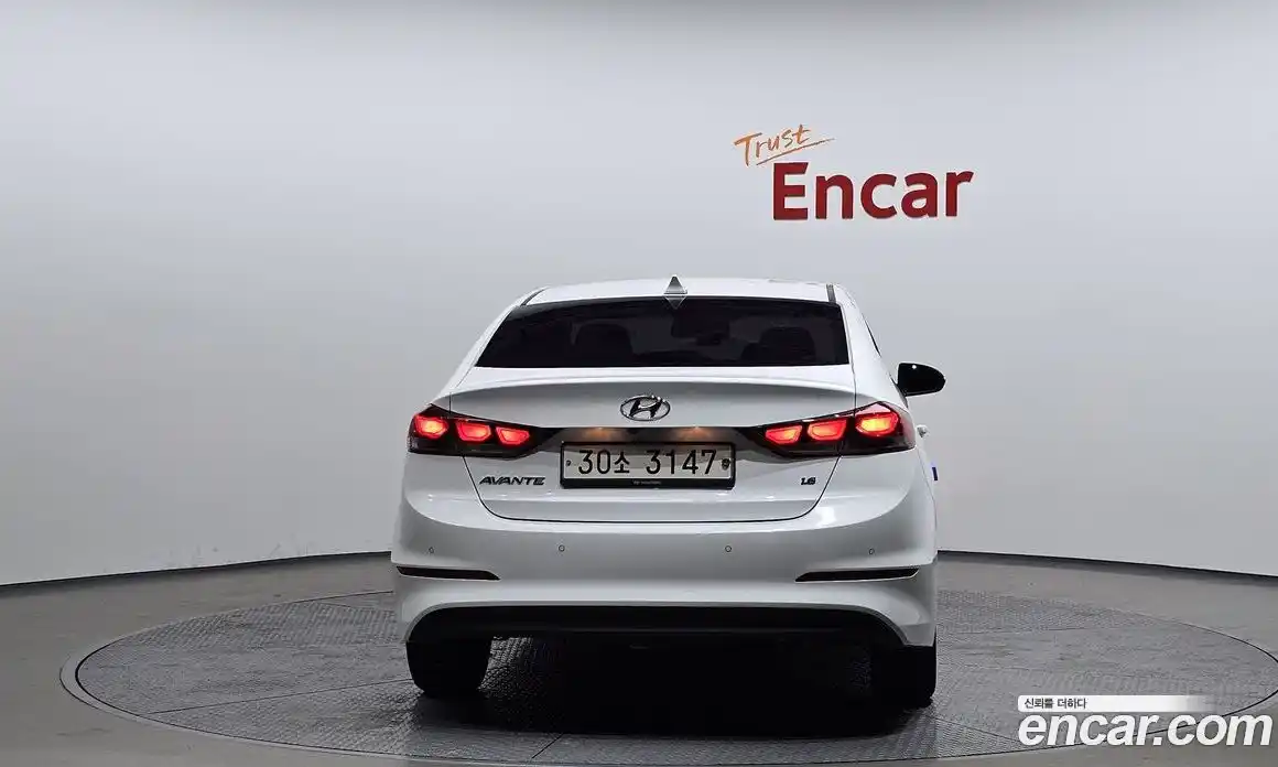Hyundai Avante 2018 1.6 гидро в Москве № 1903998, фото 4