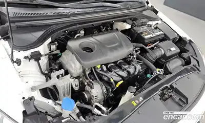 Hyundai Avante 2018 1.6 гидро в Москве № 1903998, миниатюра 6