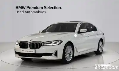 BMW 5-Series, 2022