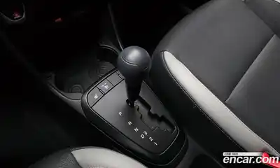 Kia Morning 2023 1.0 гидро в Москве № 1904361, миниатюра 9