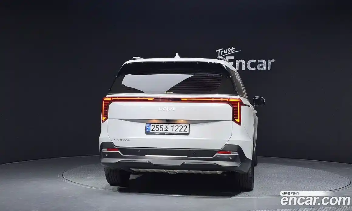 Kia Canival 2024 2.2 гидро в Москве № 1904390, фото 4