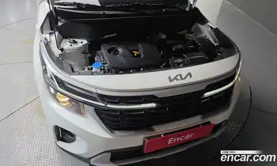 Kia Seltos 2024 2.0 гидро в Москве № 1904439, миниатюра 6