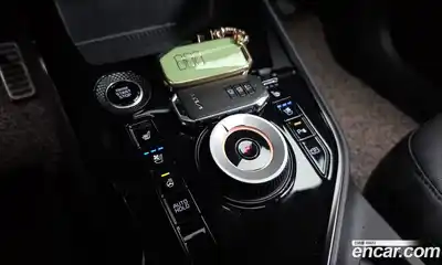 Kia Niro 2022 1.6 гидро в Москве № 1904444, миниатюра 12