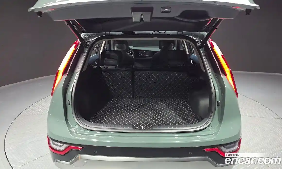 Kia Niro 2022 1.6 гидро в Москве № 1904444, фото 26