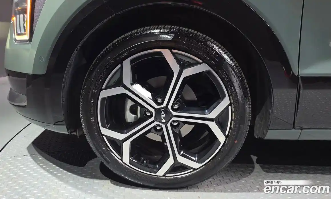 Kia Niro 2022 1.6 гидро в Москве № 1904444, фото 5