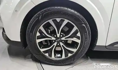Kia Canival 2023 3.5 гидро в Москве № 1904871, миниатюра 5