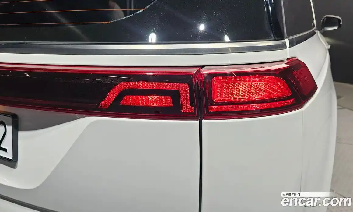 Kia Canival 2023 3.5 гидро в Москве № 1904871, фото 9