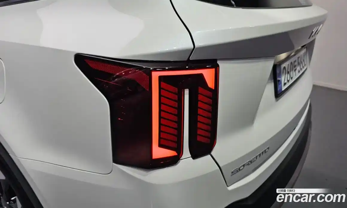 Kia Sorento 2024 2.5 гидро в Москве № 1904961, фото 9