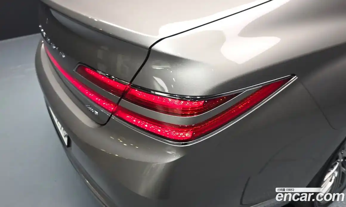 Genesis G90 2020 3.8 гидро в Москве № 1905667, фото 9