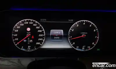 Mercedes-Benz E-Class 2018 2.0 гидро в Москве № 1906194, миниатюра 11