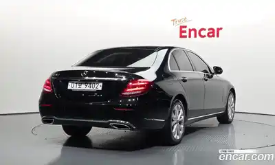 Mercedes-Benz E-Class 2018 2.0 гидро в Москве № 1906194, миниатюра 2