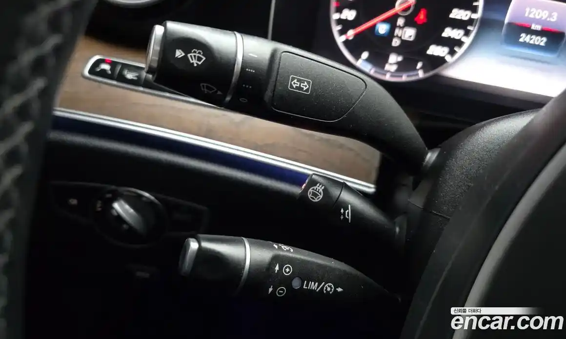Mercedes-Benz E-Class 2018 2.0 гидро в Москве № 1906194, фото 30