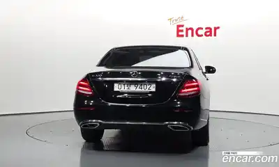 Mercedes-Benz E-Class 2018 2.0 гидро в Москве № 1906194, миниатюра 4