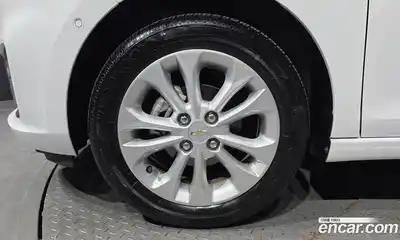 Chevrolet Spark 2022 1.0 гидро в Москве № 1906909, миниатюра 5
