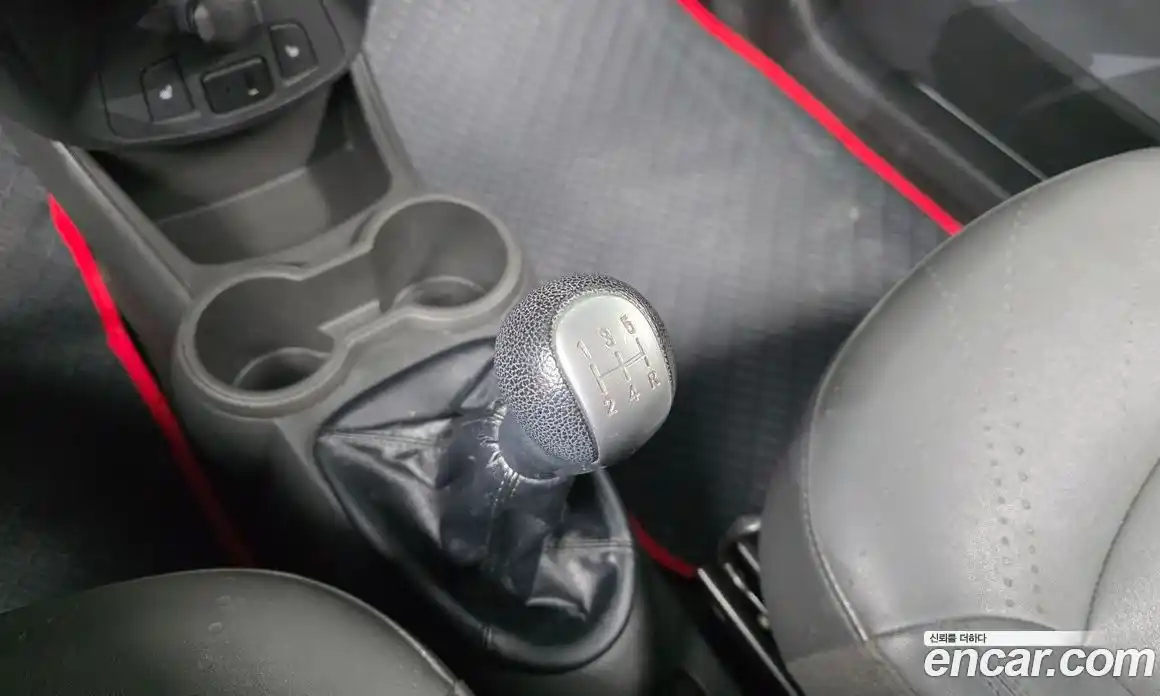 Chevrolet Spark 2015 1.0 механика в Москве № 1907425, фото 12