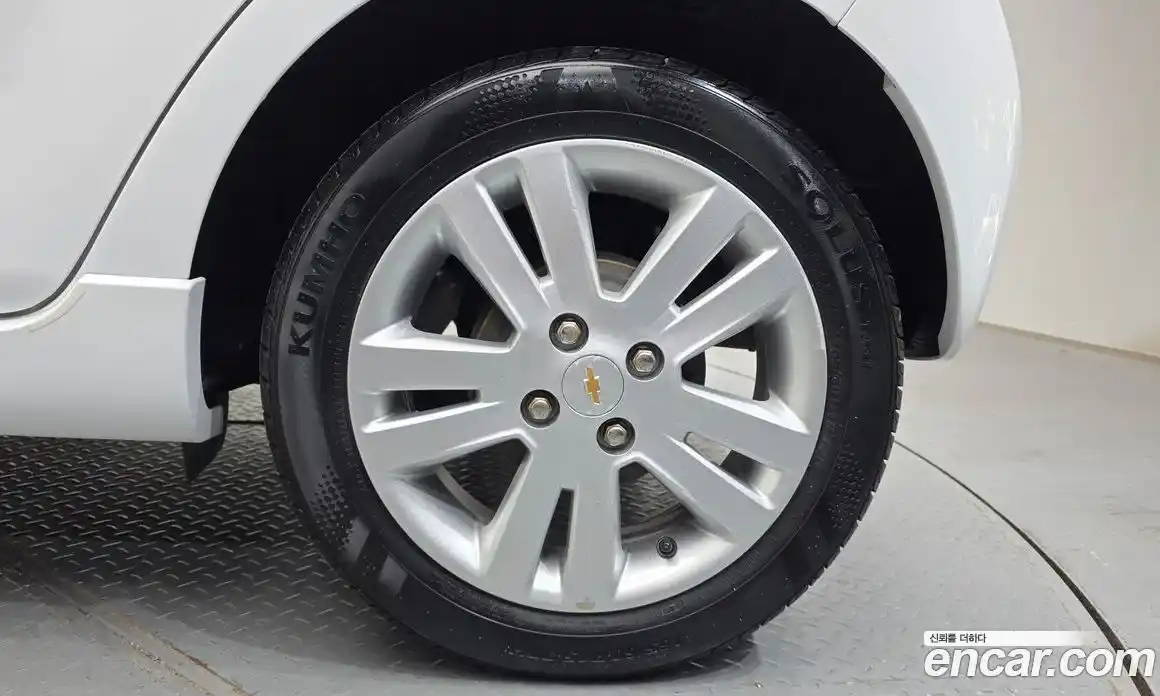 Chevrolet Spark 2015 1.0 механика в Москве № 1907425, фото 7