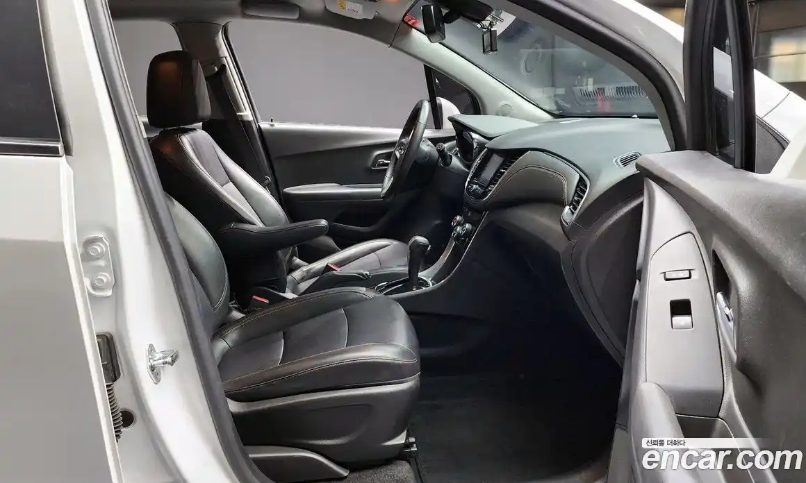 Chevrolet Trax 2017 1.6 гидро в Москве № 1907656, фото 16