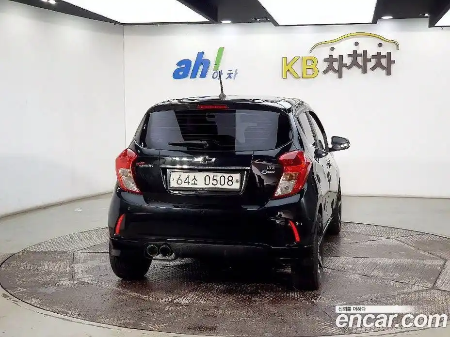 Chevrolet Spark 2016 1.0 гидро в Москве, фото 4