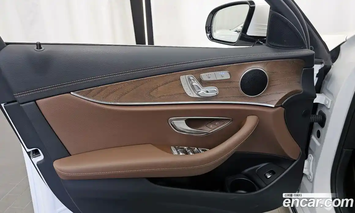 Mercedes-Benz E-Class 2022 2.0 гидро в Москве № 1908462, фото 14