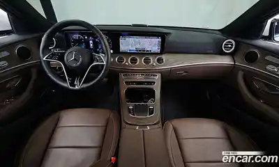 Mercedes-Benz E-Class 2022 2.0 гидро в Москве № 1908462, миниатюра 10