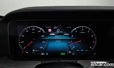 Mercedes-Benz E-Class 2022 2.0 гидро в Москве № 1908675, миниатюра 11