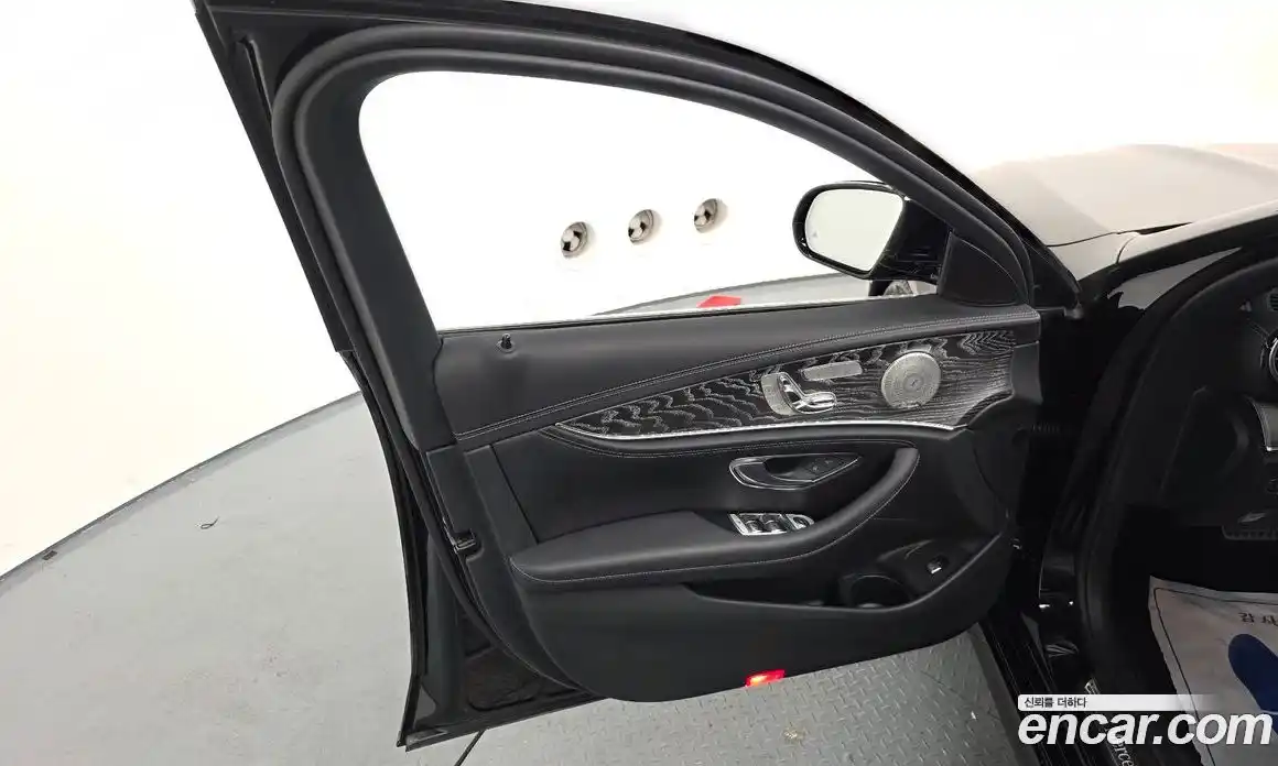 Mercedes-Benz E-Class 2022 2.0 гидро в Москве № 1908675, фото 14
