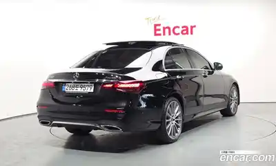 Mercedes-Benz E-Class 2022 2.0 гидро в Москве № 1908675, миниатюра 2