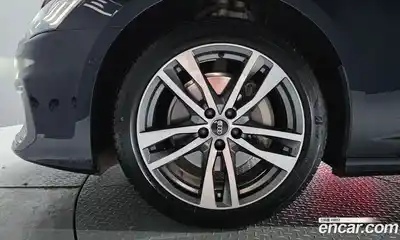 Audi A6 2023 2.0 гидро в Москве № 1910491, миниатюра 5