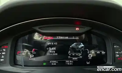 Audi Q8 2021 3.0 гидро в Москве № 1910702, миниатюра 8