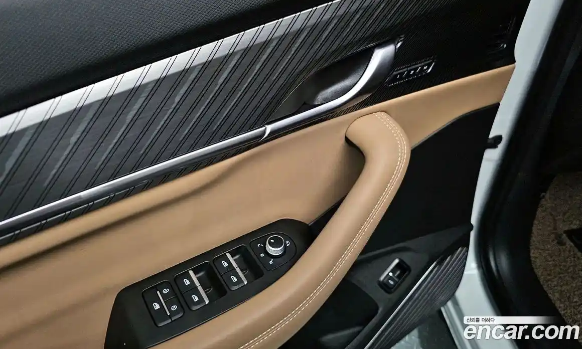 Renault Grand Koleos 2025 1.5 гидро в Москве № 1910991, фото 31