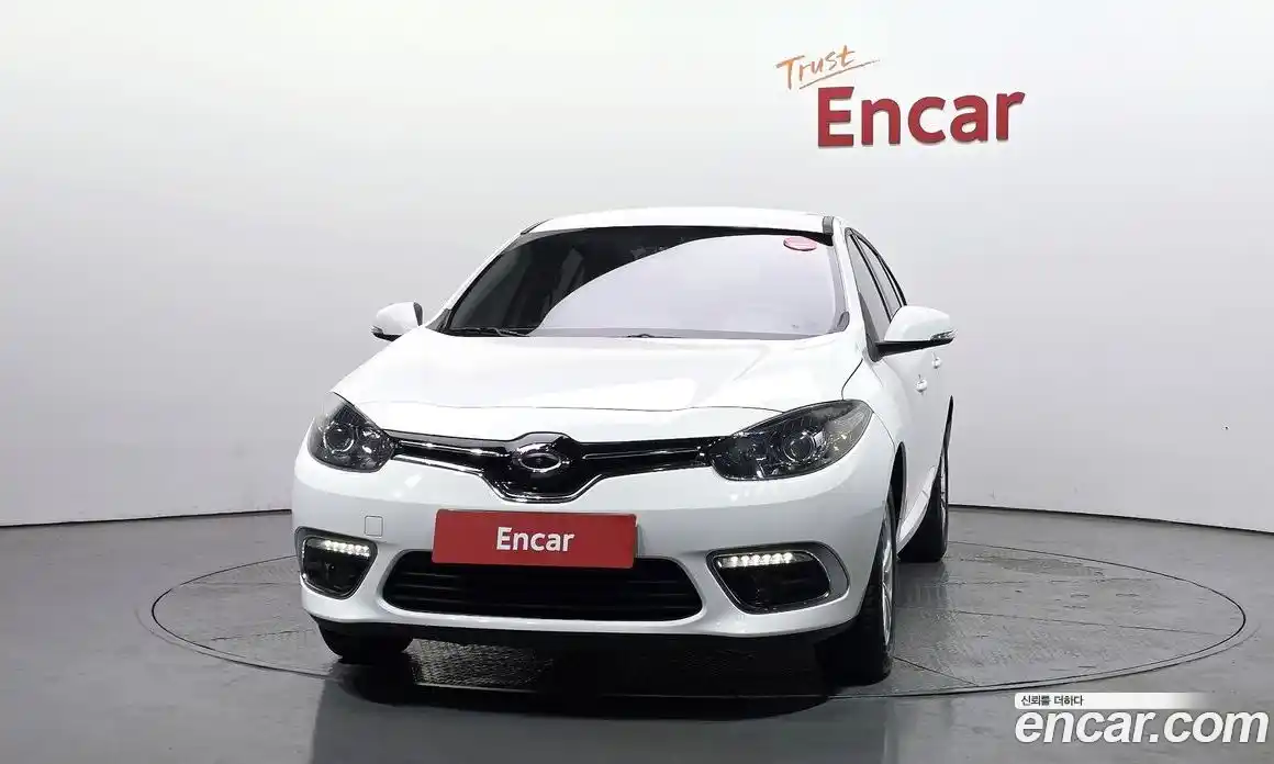 Renault SM3 2017 1.6 гидро в Москве № 1912201, фото 3