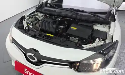 Renault SM3 2017 1.6 гидро в Москве № 1912201, миниатюра 6