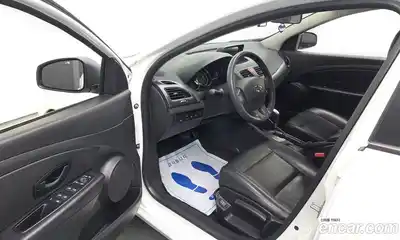Renault SM3 2017 1.6 гидро в Москве № 1912201, миниатюра 10