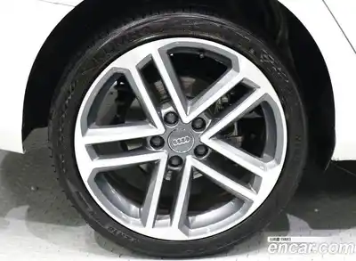 Audi A3 2019 2.0 гидро в Москве № 1912244, миниатюра 5