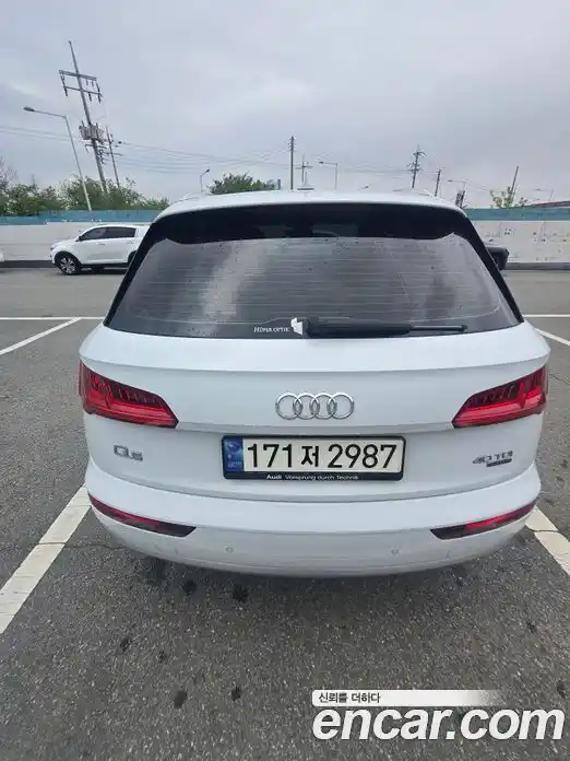 Audi Q5 2020 2.0 гидро в Москве № 1912392, фото 4