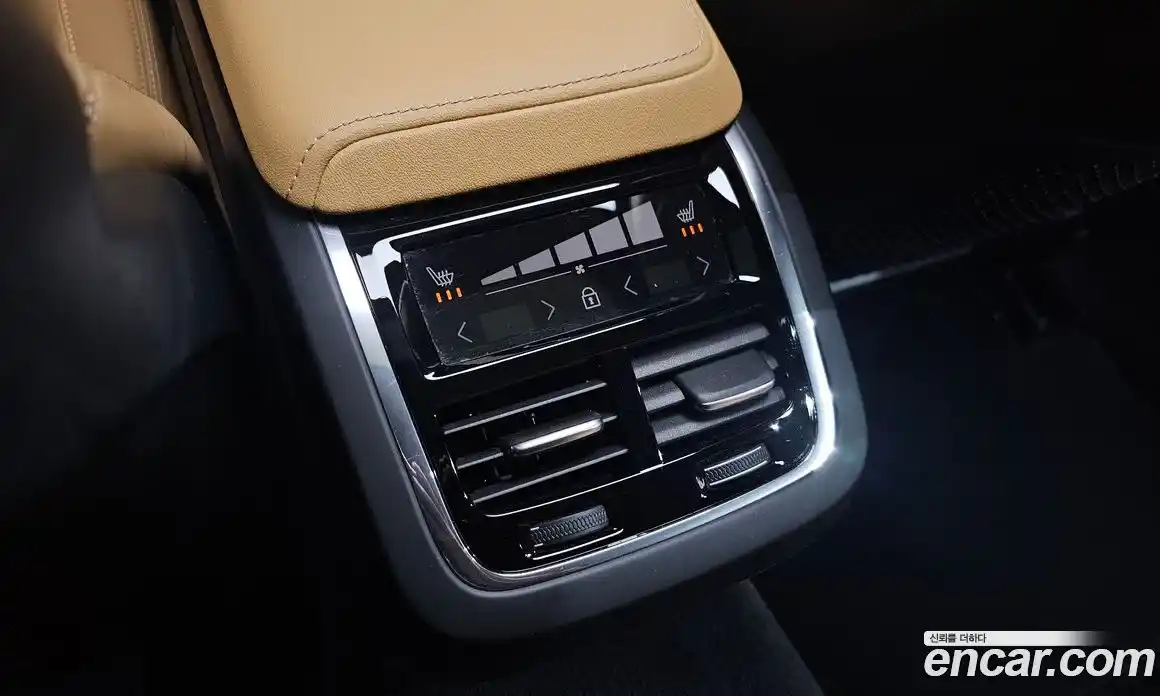 Volvo V60 2024 2.0 гидро в Москве № 1912701, фото 33