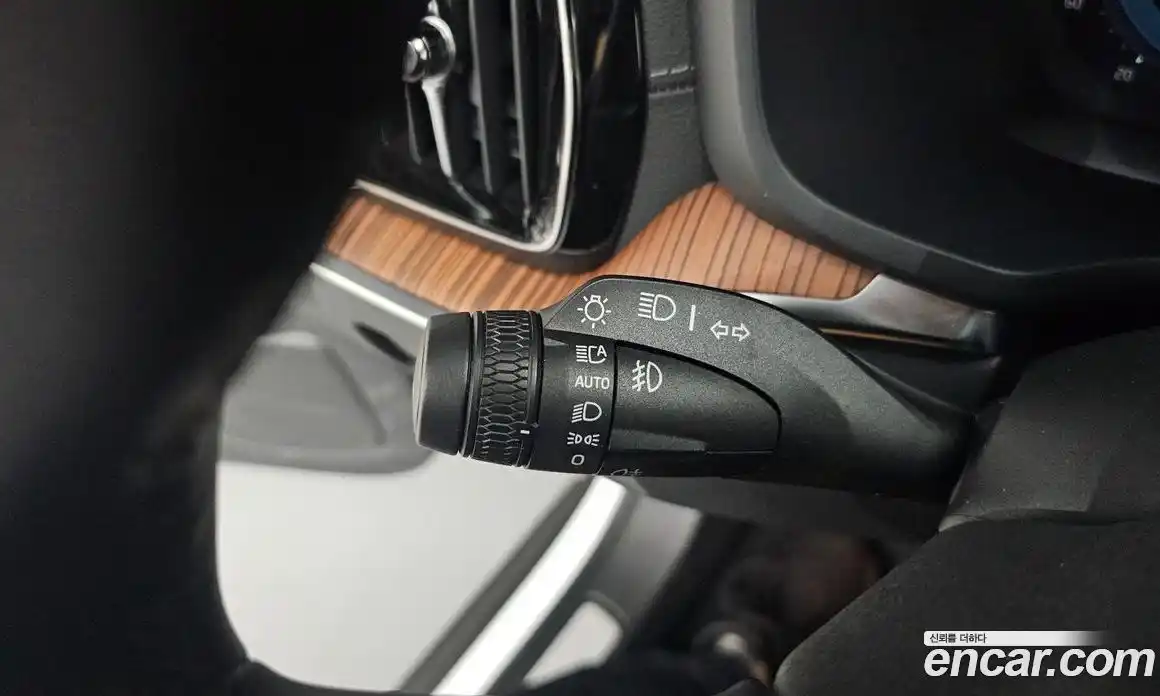 Volvo V60 2024 2.0 гидро в Москве № 1912701, фото 35