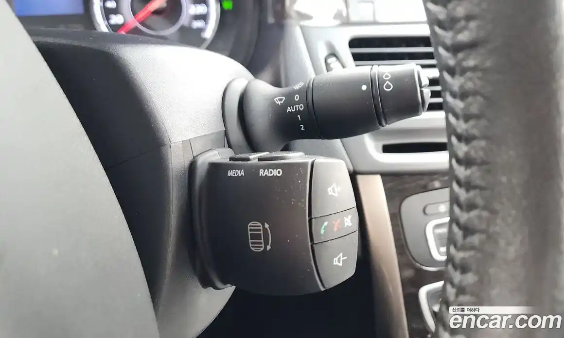 Renault SM5 2015 2.0 гидро в Москве № 1913285, фото 24