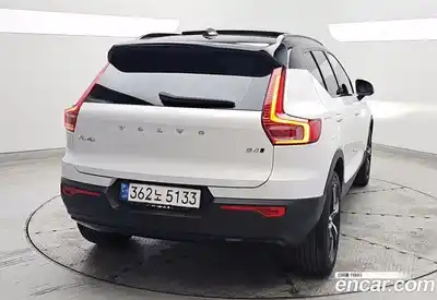 Volvo XC40 2021 2.0 гидро в Москве № 1913559, миниатюра 2