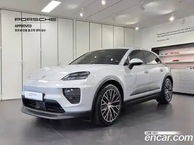 Porsche Macan, 2025