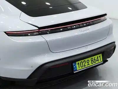 Porsche Taycan 2024 0.2 гидро в Москве № 1914462, миниатюра 12