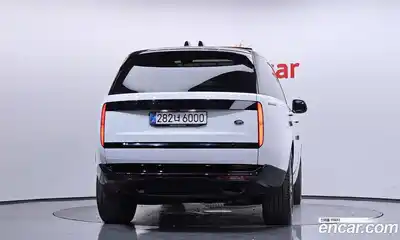 Land Rover Range-Rover 2023 4.4 гидро в Москве № 1914715, миниатюра 4