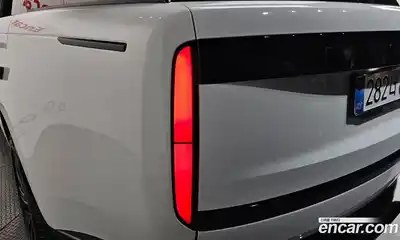 Land Rover Range-Rover 2023 4.4 гидро в Москве № 1914715, миниатюра 9