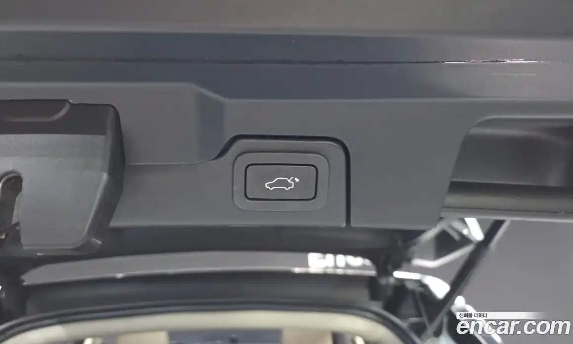 Land Rover Range-Rover Evoque 2017 2.0 гидро в Москве № 1914752, фото 30
